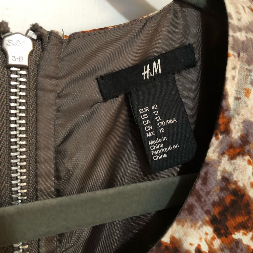 H&M | Fall Patterned Mini Dress - Picture 5 of 5